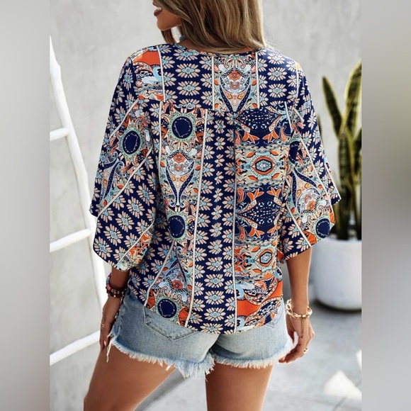 Cream Navy Boho Floral Kimono Wide Sleeve Top / Batwing Sleeve Blouse - Picture 3 of 6